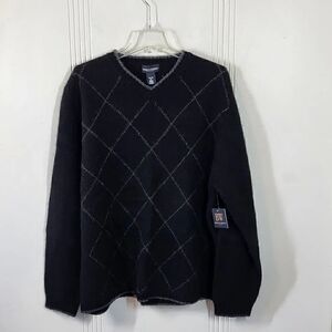 Bowen & Wright Men's 100% Wool Black Sweater